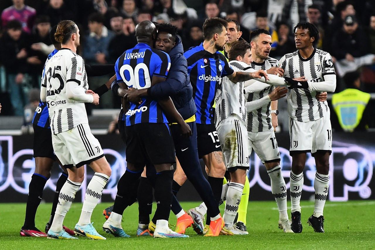 VIDEO bàn thắng Inter vs Juventus: 1-0 (Bán kết lượt về Coppa Italia 2022/23)