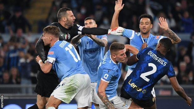 VIDEO bàn thắng Inter vs Lazio: 3-1 (Vòng 32 Serie A 2022/23)