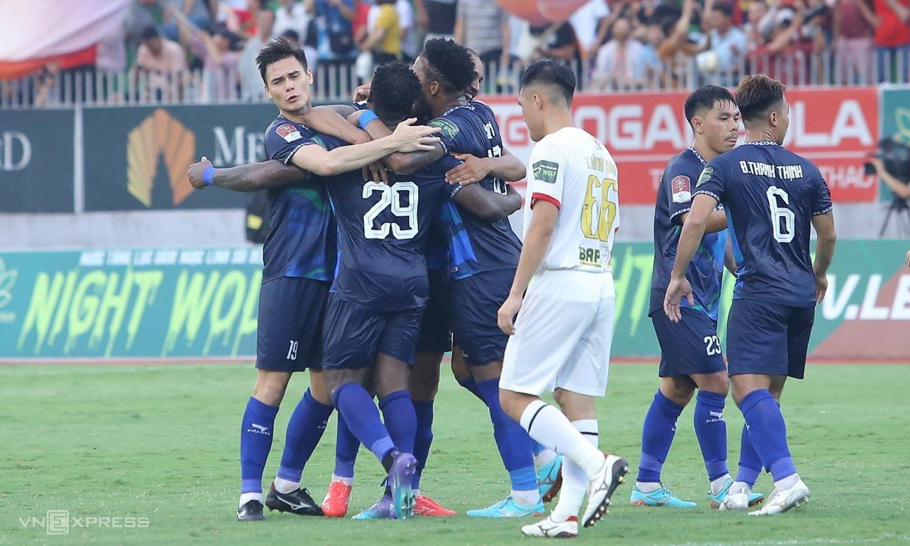 VIDEO bàn thắng Bình Định vs HAGL: 2-1 (Vòng 13 V.League 2023)