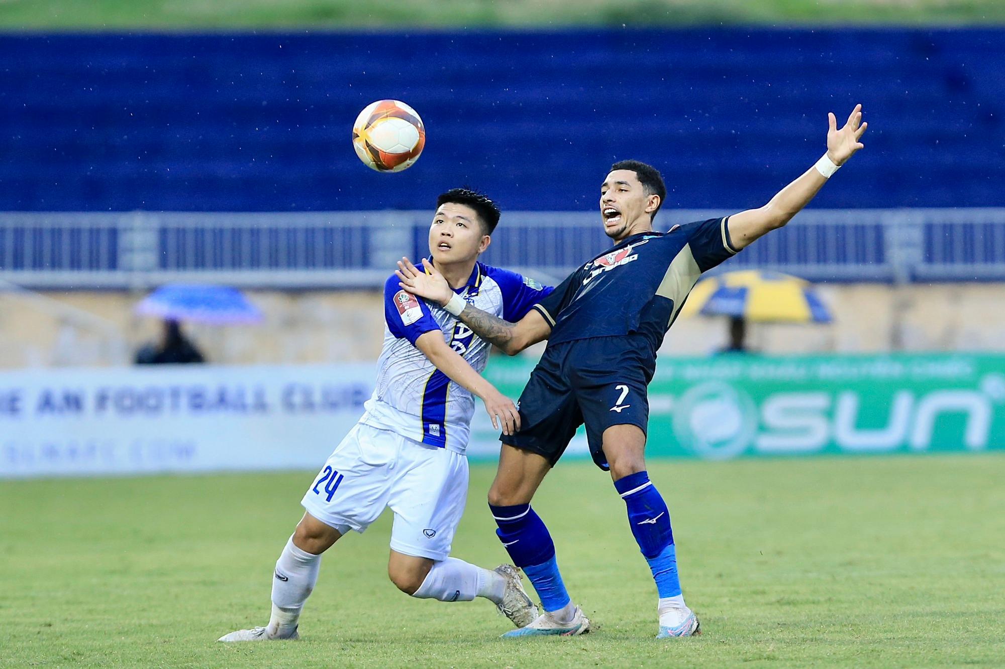 VIDEO bàn thắng SLNA vs HAGL: 1-0 (Vòng 5 giai đoạn 2 V.League 2023)