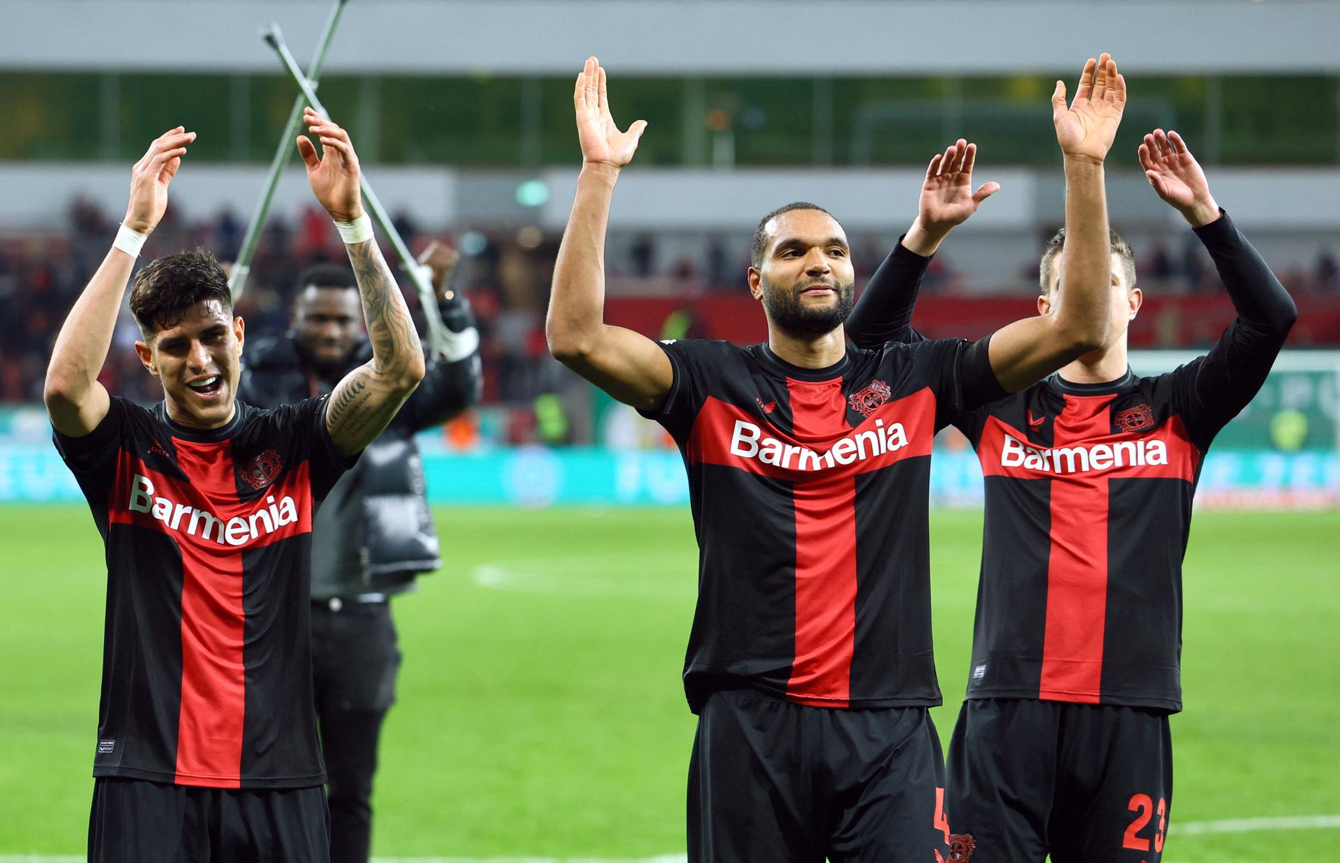 VIDEO bàn thắng Leverkusen vs Stuttgart: 3-2 (Bán kết Cúp QG Đức 2023/24)