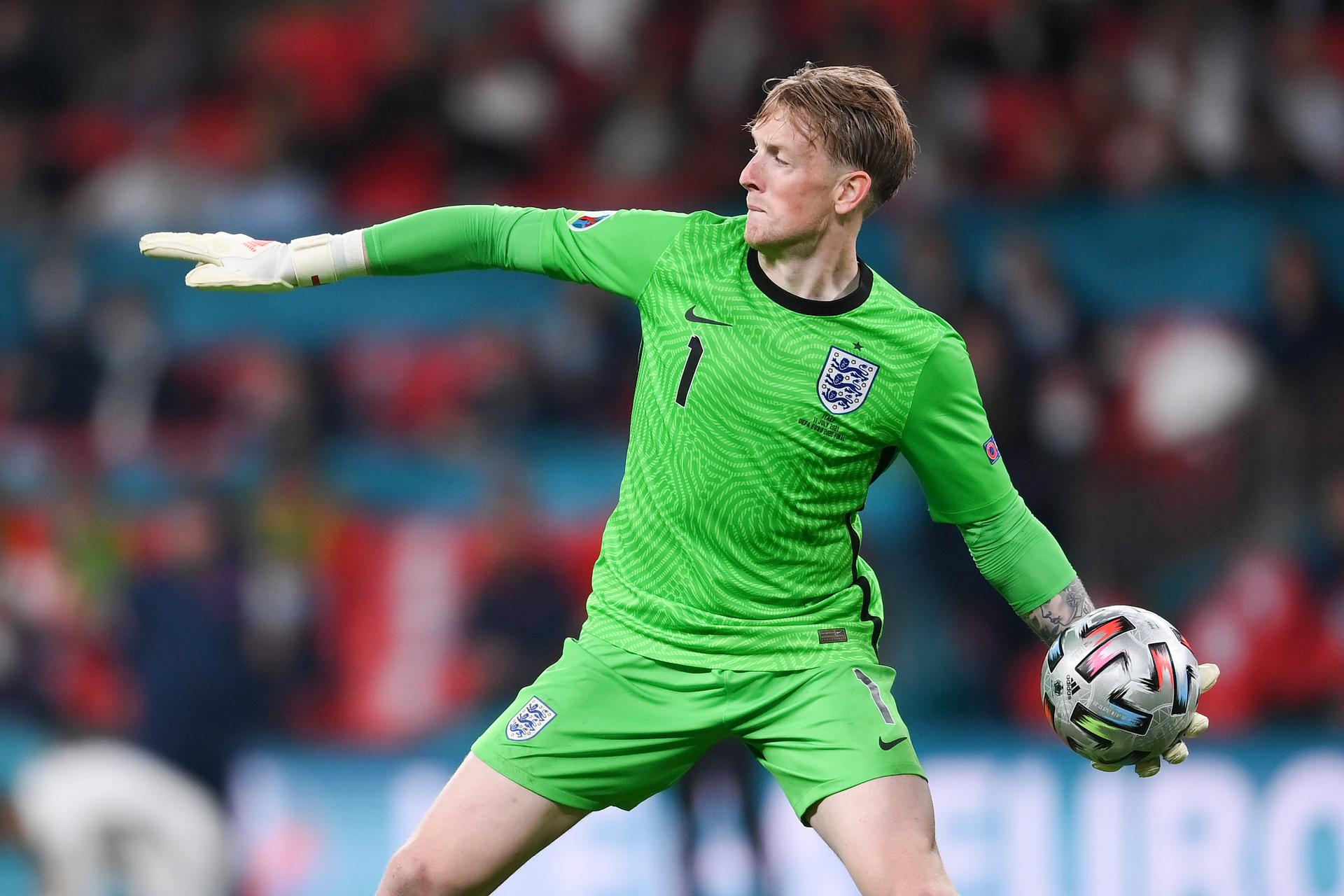 Pickford lập kì tích ở EURO