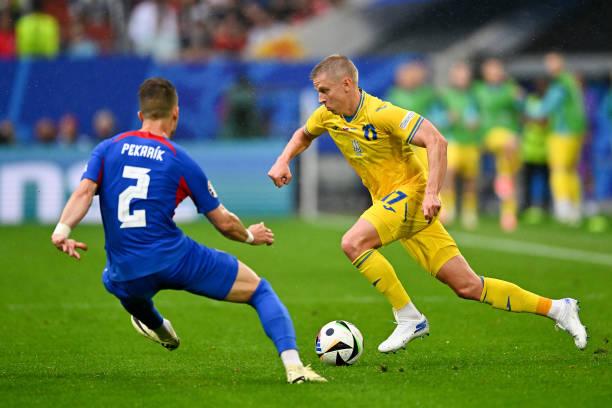 Slovakia 1-2 Ukraine: 2 bộ mặt trái ngược