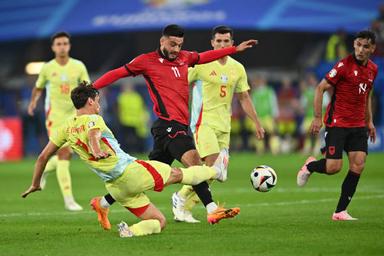 Tây Ban Nha 1-0 Albania: Hoàn hảo!