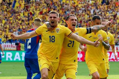 Slovakia 1-1 Romania: Kịch bản như ý