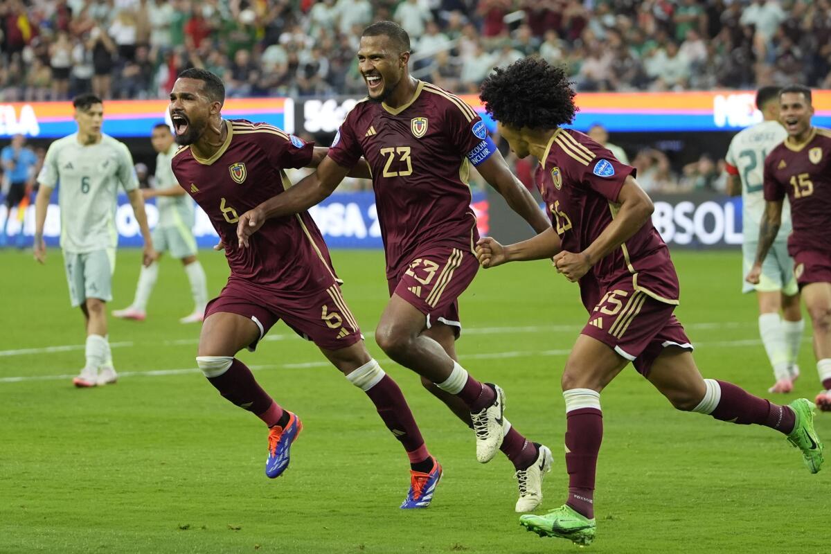 VIDEO bàn thắng Venezuela vs Mexico: 1-0 (Copa America 2024)