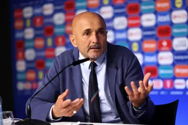 Khó cho Italia: Spalletti đi săn không súng