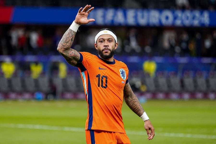 Rời châu Âu, Depay bất ngờ tới Brazil thi đấu